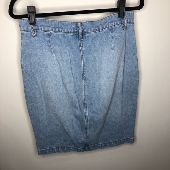 Merose and the Market Front Button Denim Skirt - Picture 6 of 6